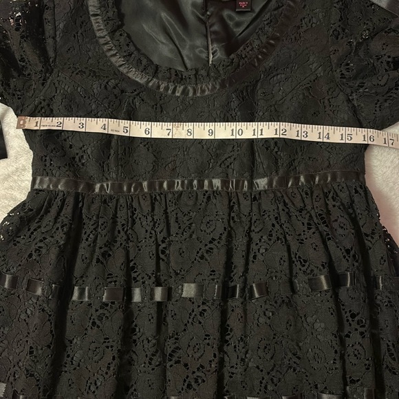 Betsey Johnson black lace and ribbon Babydoll dress. Sz 8. - Picture 15 of 17
